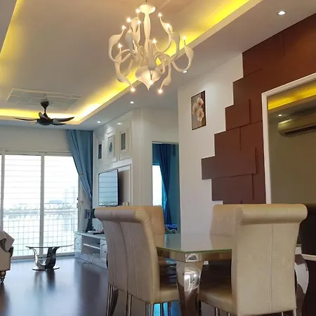 Lake Residence No73 - Classic Style, Cozy 1St Floor Puchong Exterior photo